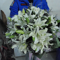 手捧花